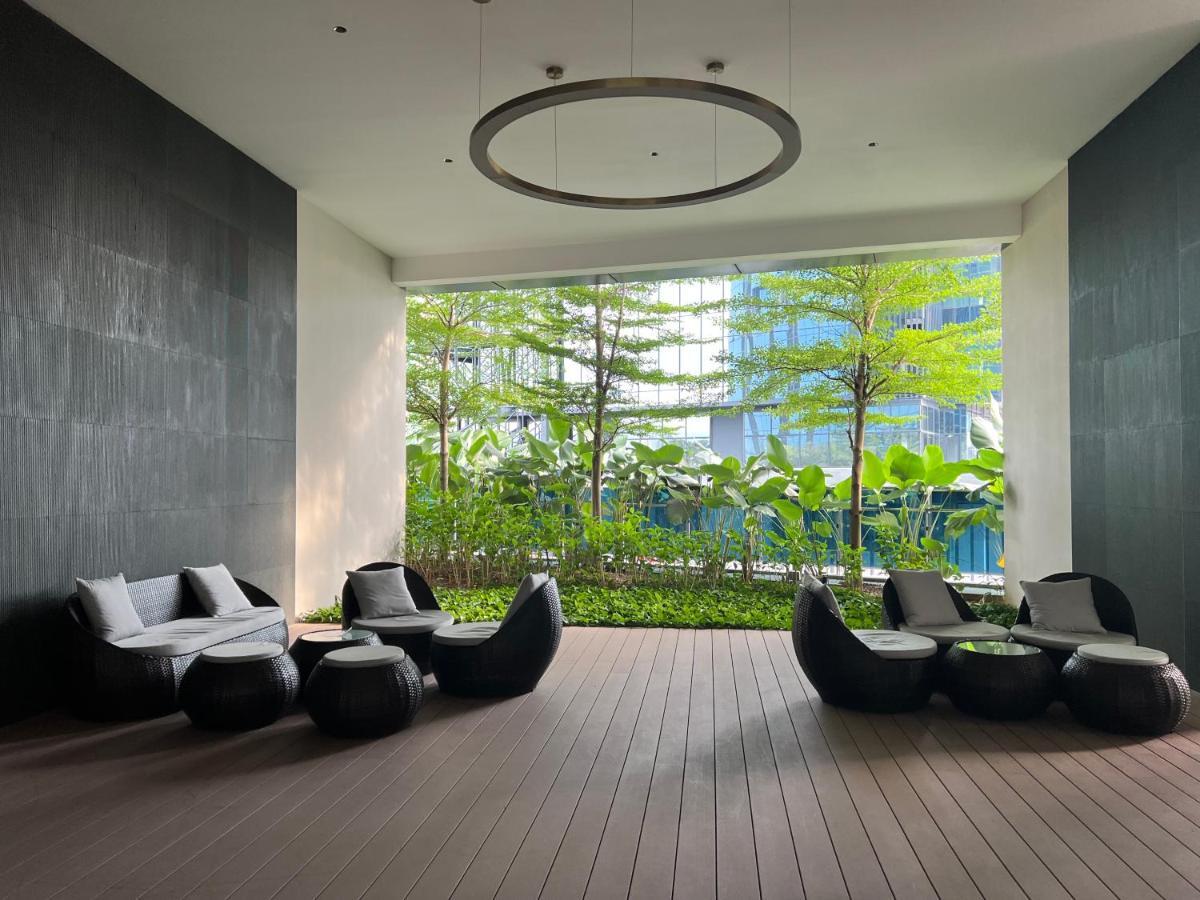 Luxury Suites At Eaton Klcc Kuala Lumpur Exterior photo