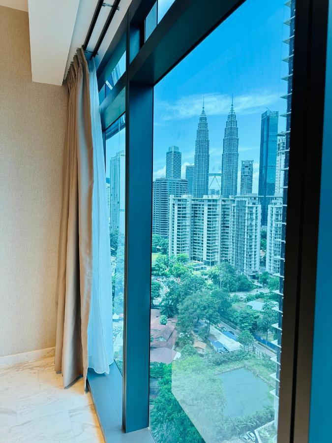 Luxury Suites At Eaton Klcc Kuala Lumpur Exterior photo