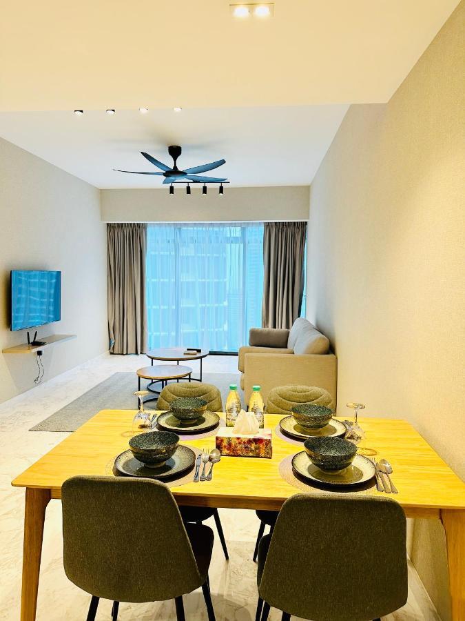 Luxury Suites At Eaton Klcc Kuala Lumpur Exterior photo